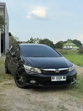 Honda civic FB 2012 hitam automatic