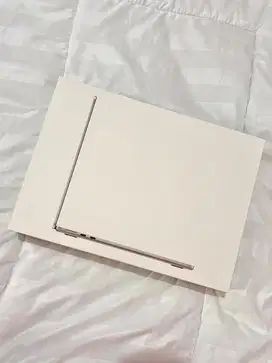 Macbook Air M2 13.6” NEW SEGEL BNIB IBOX Starlight 16/256