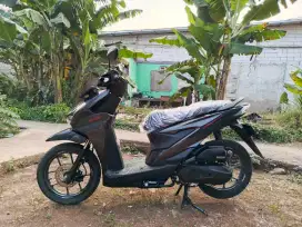 BEAT Deluxe gen 2 type tertinggi 2024 akhir