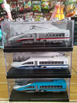 mainan anak diecast kereta cepat box akrilik