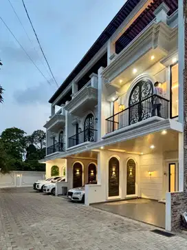 Rumah Mewah Classic Jagakarsa JakSel mulai 2,3 M