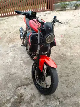 SP Motor Kawasaki Z250 , tahun 2015, pajak hidup, surat lengkap.