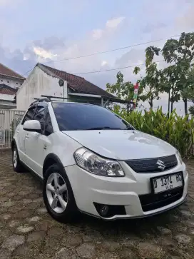 Suzuki Sx4 x-over 2009
