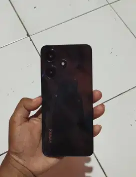 Infinix hot 30i ram 8+8/128!.