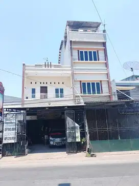 Di jual rumah toko