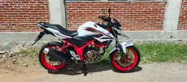 Honda cb 150r 2016