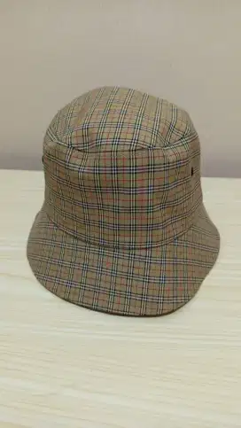 Topi Burberry Authentic Original