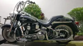 FP.Paper.Harley-Davidson Heritage Softail Deluxe Nostalgia Clasic