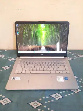 Laptop Second HP 14s DQ0508TU