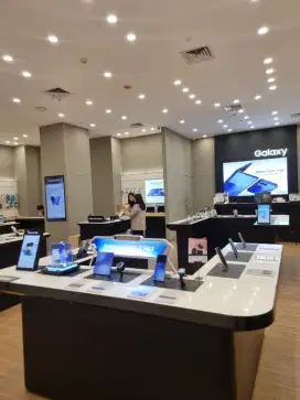 Samsung Store Trans Icon Surabaya
