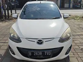 Mazda 2 Automatic 2013