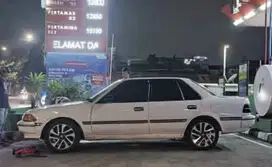 Toyota Corona 1989 Bensin