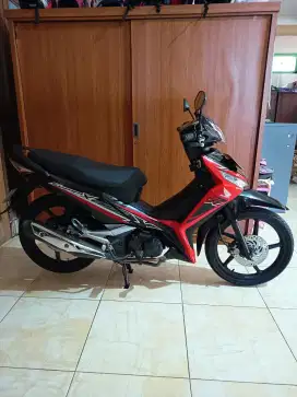Supra 125 cw f1 hitam merah 2018 Gbm bisa tunai atau kredit