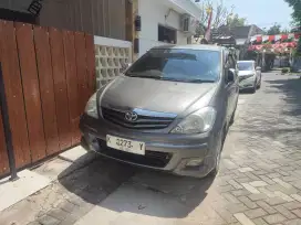 Kijang Innova G Bensin MT 2011