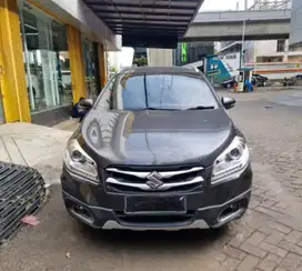 Dijual Suzuki SX4 Scross AT 2017