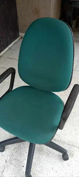 Kursi Kantor Hidrolik