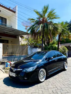 Honda Civic FD 2010 Automatic Triptonic.