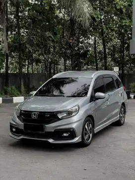Honda mobilio rs matic tahun 2017