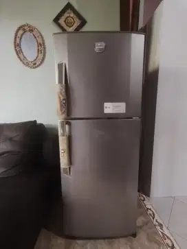 Dijual Kulkas LG 2 pintu