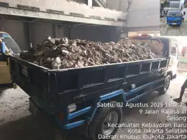 Jasa buang puing sampah
