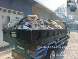 Jasa buang puing tanah