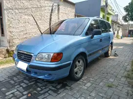 Hyundai Trajet 2.0 AT Th'2003