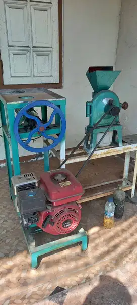ALAT GILING BUMBU, PECEL, KACANG, BUMBU-BUMU + MESIN 7 HP (Bensin)