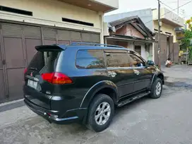 Mitsubishi Pajero Sport Dakar Limited Solar Matic AT Tahun 2012, 2011