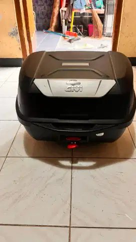 Box givi e43 lt
