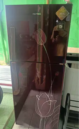 POLYTRON Kulkas 2 Pintu 200L PRB219