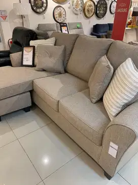 KURSI AESTETIC CANTIK