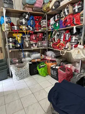 DI BUTUHKAN SEGERA KARYAWAN DAN KARYAWATI  LAUNDRY