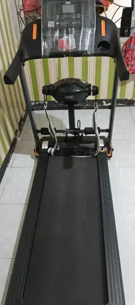 Treadmill Casablanca dari Jaco pemakaian baru 1 bulan