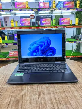 Touchscreen flip siap paki, bergaransi,