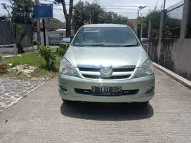 Toyota Kijang Innova g matic 2005 ice blue