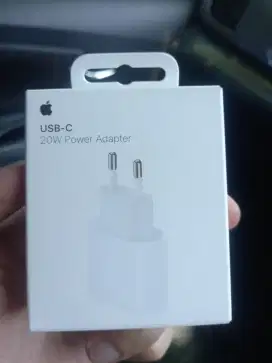 Adaptor Apple USB C 20W baru 2 hari segel