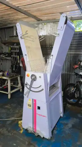 DI  JUAL DOUGH SITTER ( Made In EUROP )
