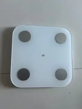 Xiaomi Mi Smart Fat Scale 2 – Timbangan Digital & Body Composition