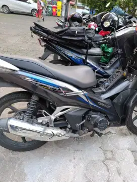 Dijual Motor Supra. Jarang dipakai, mulus, bagus