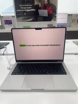 KREDIT MACBOOK PRO M4 Max PROMO BUNGA 0% + GRATIS 2x CICILAN