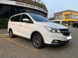 LOW KM!! WULING CORTEZ 1.5 C T LUX+ AT MATIC 2021 PUTIH CAPTAIN SEAT
