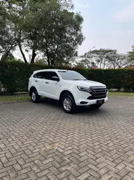 Isuzu MU-X 4x4 AT 2024