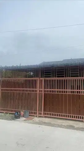 Disewakan rumah di Padang Bulan