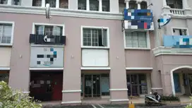DISEWAKAN TOKAN WATERPLACE RESIDENCE 3.5 LANTAI LOKASI STRATEGIS