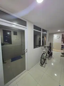 DIJUAL RUMAH DI JOHAR GOLF PIK UK.10X18m2 SHM SEMI FURNISHED
