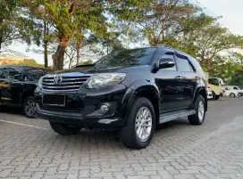 [ TERAWAT ] TOYOTA FORTUNER 2.5 G VNT DIESEL AT MATIC 2013 HITAM