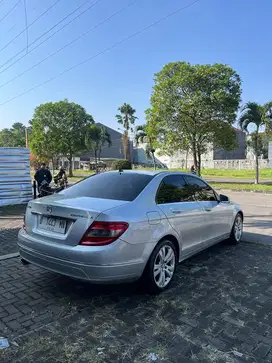 Mercedes-Benz C200 Kompressor 2010 Bensin