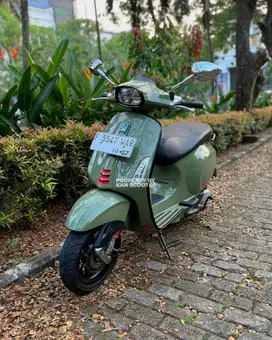 JUAL MURAH VESPA SPRINT S 150 iGET ABS FACELIFT 2023 MULUS