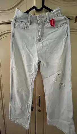 Celana ripped jeans