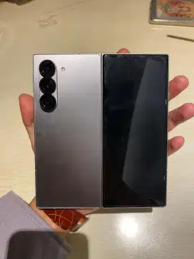 Samsung Galaxy Z Fold6 256GB - Like New!